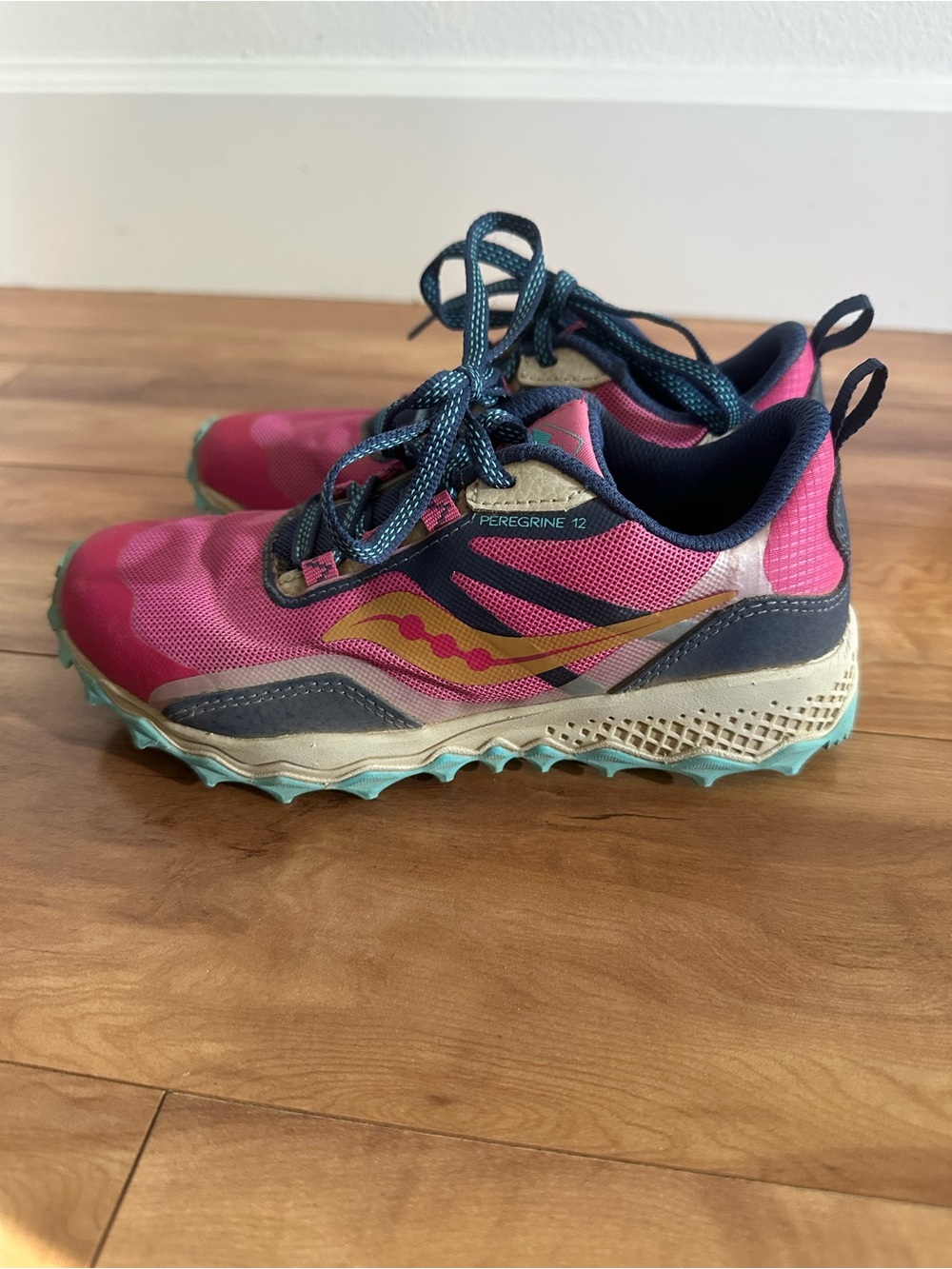 Saucony Peregrine 12 Shield Trail Running Hiking Shoes Pink Navy Youth Size 1M
